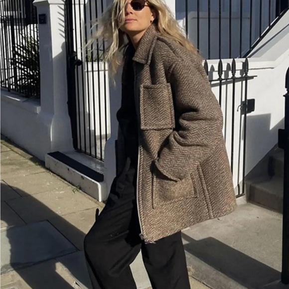 Women's Oversized Brown Jacket - Picture 2 of 5